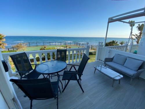 Apartment On Beach Mijas