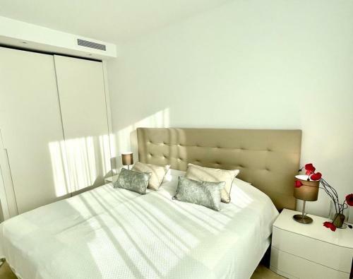 Villa Serenity By The Sea In La Cala