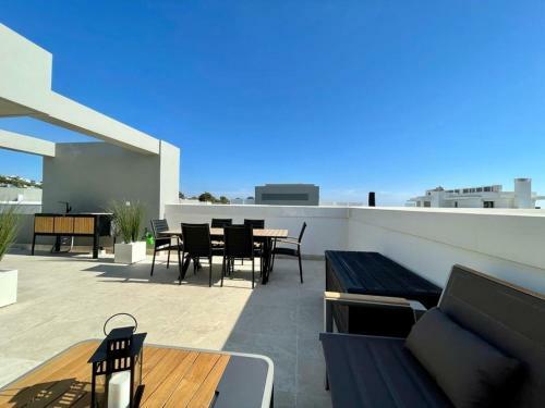 Villa Serenity By The Sea In La Cala