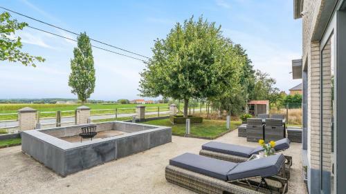 J And R Flanders Fields Holiday Homes