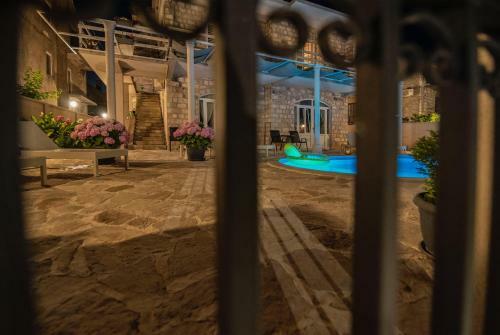 Villa Branka Apartments Near Dubrovnik With Pool