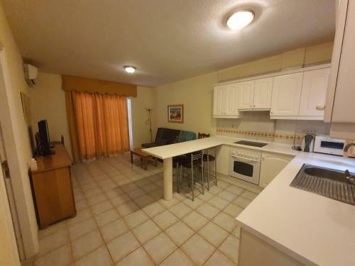 Cute And Relaxing Apartment Over Los Cristianos