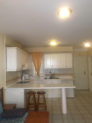 Cute And Relaxing Apartment Over Los Cristianos