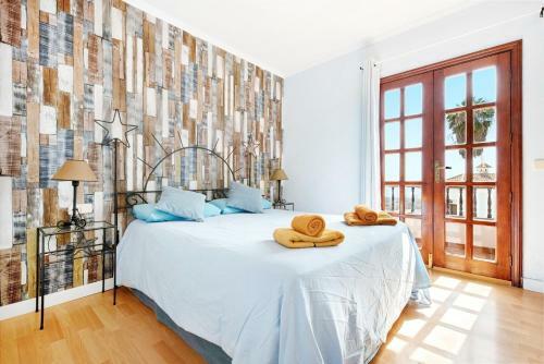 Lovely 2-bed House With Terrace And Pool Chayofa