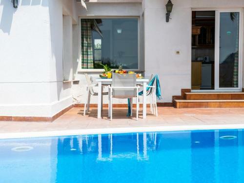 Hermosa Villa Chayofa Con Piscina Y Terraza