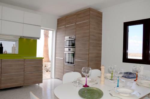 Villa Tranquilidad With Amazing Private Terrace And Heated Pool