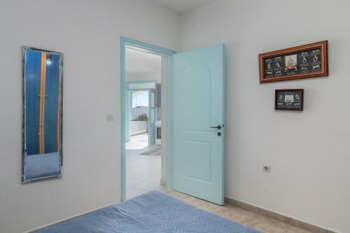 Stefania's Cycladic Apartments