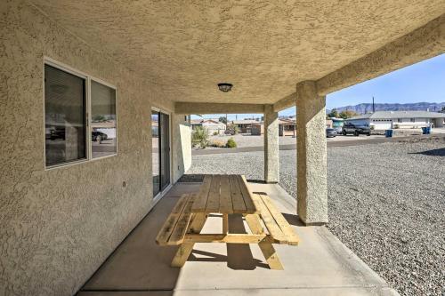 Lake Havasu City House With Fire Pit And Grill!