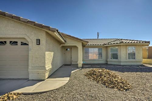 Lake Havasu City House With Fire Pit And Grill!