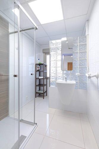 Apartment With Jacuzzi Near The Beach Arenales