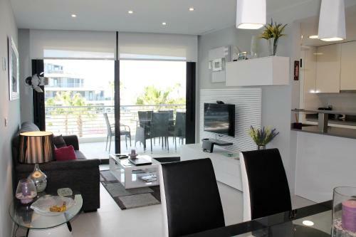 Infinity View Lovely Apartment