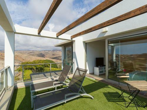 Salobre Villas Golfers