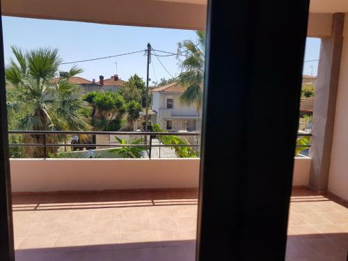 Romantic Room With Garden View #1