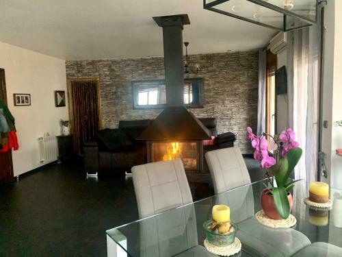 Apartamento Alojamiento Tur�stico Casa Ela
