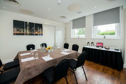 Stanwell Hotel