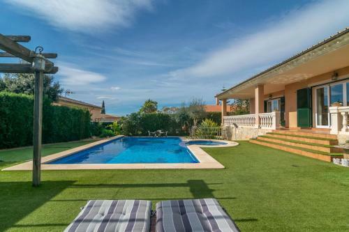 Villa Joan Deia Escultor
