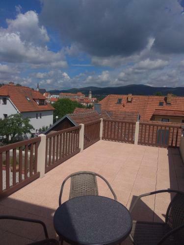 Ubytov�n� S Vyhl�dkou