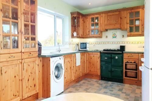 Bodnant-4 Bed-views Views Views-aberdaron