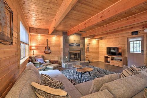 A-frame Munds Park Retreat 35 Mi To Snowbowl