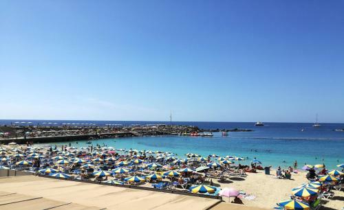 Apartamento Apt With Terrace Facing Amadores Beach