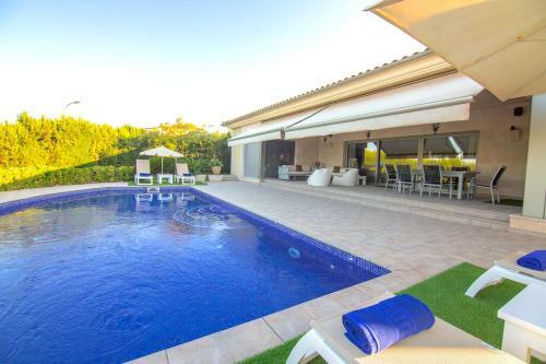 Villa Bellviure , Con Piscina Privada