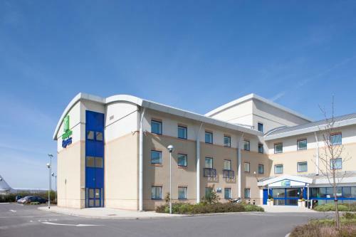 Hotel Holiday Inn Express Cardiff Airport
