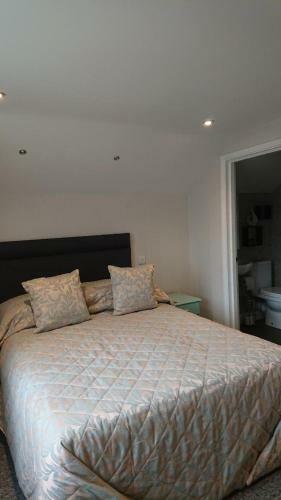 Grove House Hotel