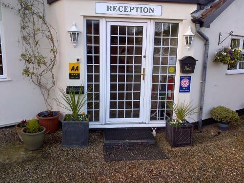 Grove House Hotel