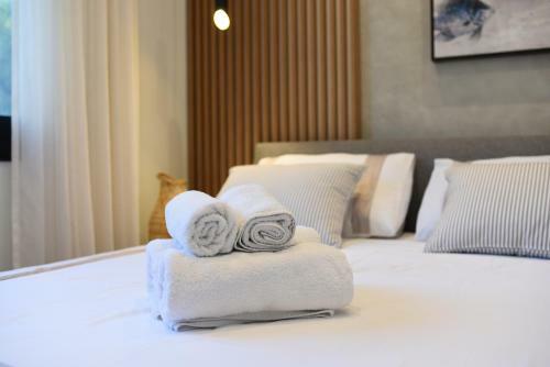 Chrystal Blue Suites 1 Bedroom Apartment Apollo