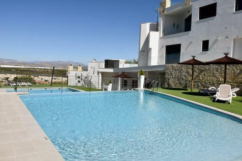 Apartamento Lujo- Terraza- Playa-piscina En Gran Alacant Beach