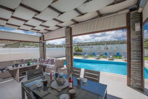 Beautiful Villa Minutes From The Beach, Protaras Villa 1405