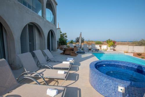 Villa Protaras Art House Seviews