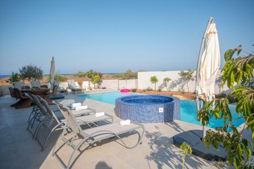 Villa Protaras Art House Seviews