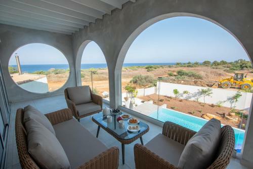 Villa Protaras Art House Seviews