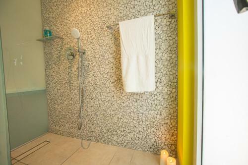 Villa Protaras Art House Seviews