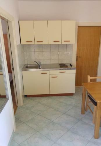 Apartments Josi - 150 M From Sea