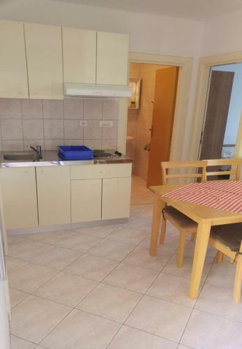 Apartments Josi - 150 M From Sea