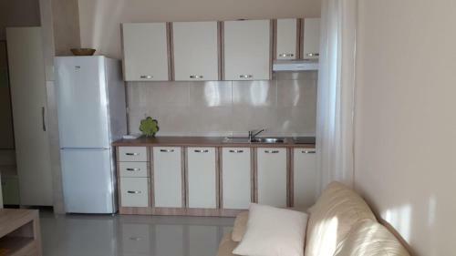 Modern Apartment Bezer