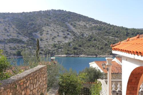 Apartments By The Sea Vinisce, Trogir - 18674