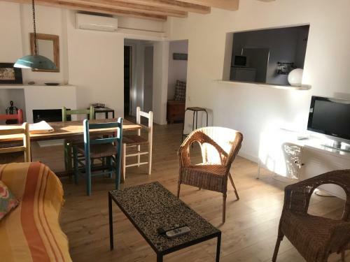 Apartament Ros Alt, Terraza, Centro Historico Sant Marti Dempuries