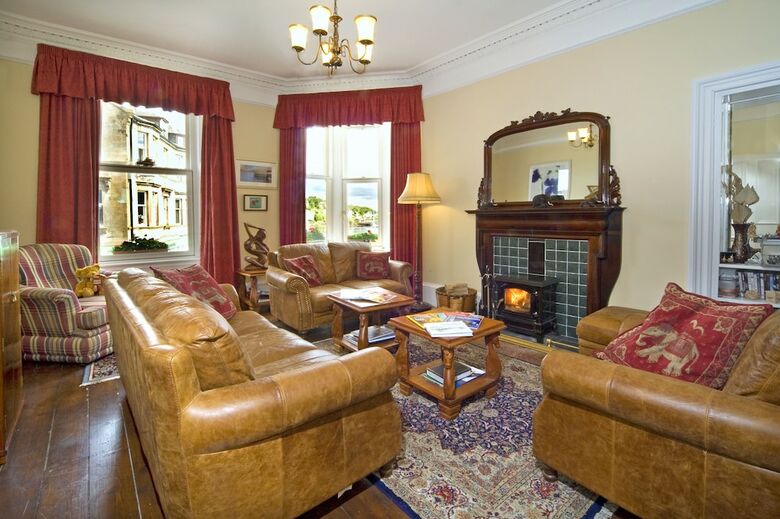 Bed & Breakfast Knap Guest House
