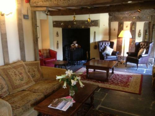 Posada Brigands Inn