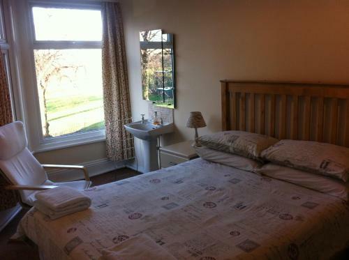 Hostal Chadwick Guest House