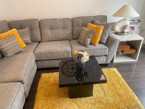 Apartamento Aaron S Stunning 2-bed In Aberdeen City Centre