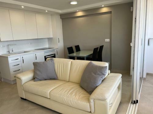 Palm-mar Ocean View Apartment