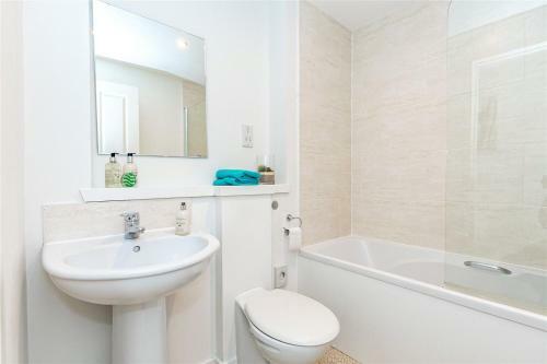Top Stunning Relocation Aberdeen City Center Apartment