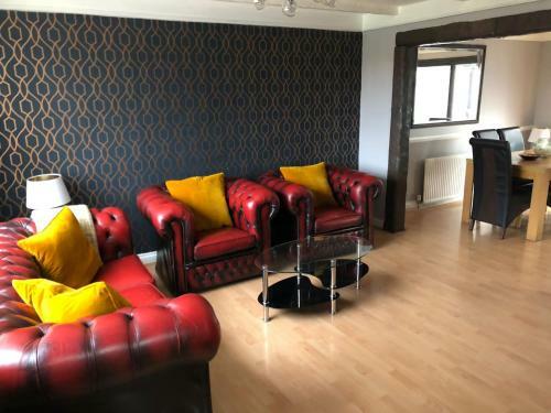 Babsysplace - Luxury Open Plan 3 Bed Townhouse