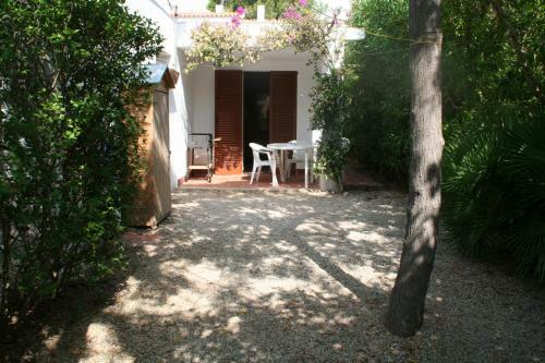 Maisonnette, Terrasse, Barbecue Mer � Calafat. Locamar B1