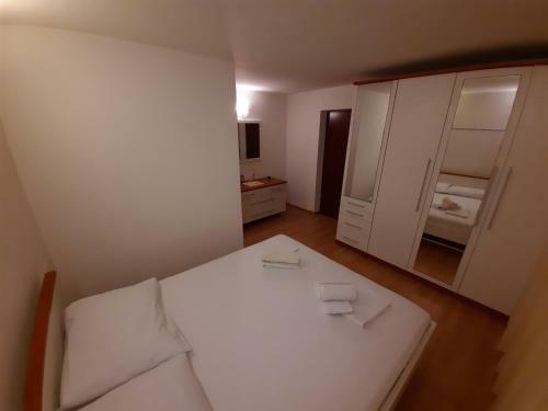 Apartment Zlatko