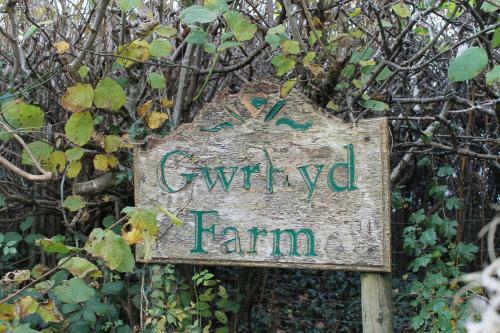 Farm Stay 3 Bedroom Barn Conversion With Log Burner